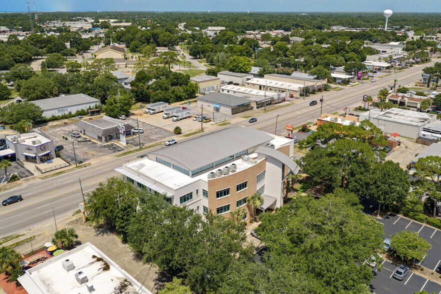 More Photos Of 45 Eglin Pky, Fort Walton Beach Medical For Lease