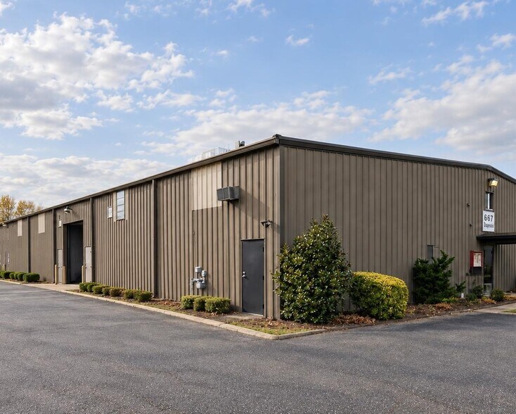 Primary Photo Of 663-679 Dawson Dr, Newark Warehouse For Lease