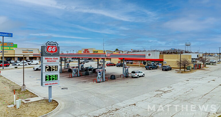 Primary Photo Of 1503 S Range Line Rd, Joplin Service Station For Sale