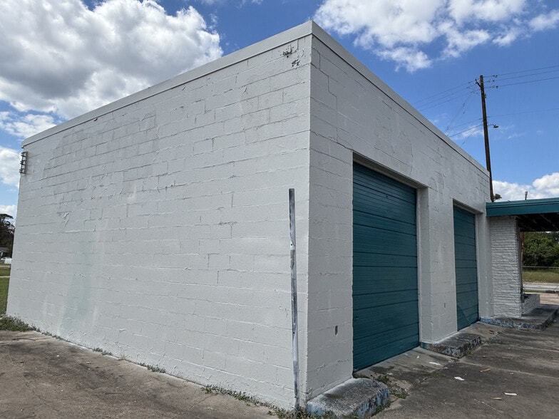 More Photos Of 10039 Homestead Rd, Houston General Retail For Lease