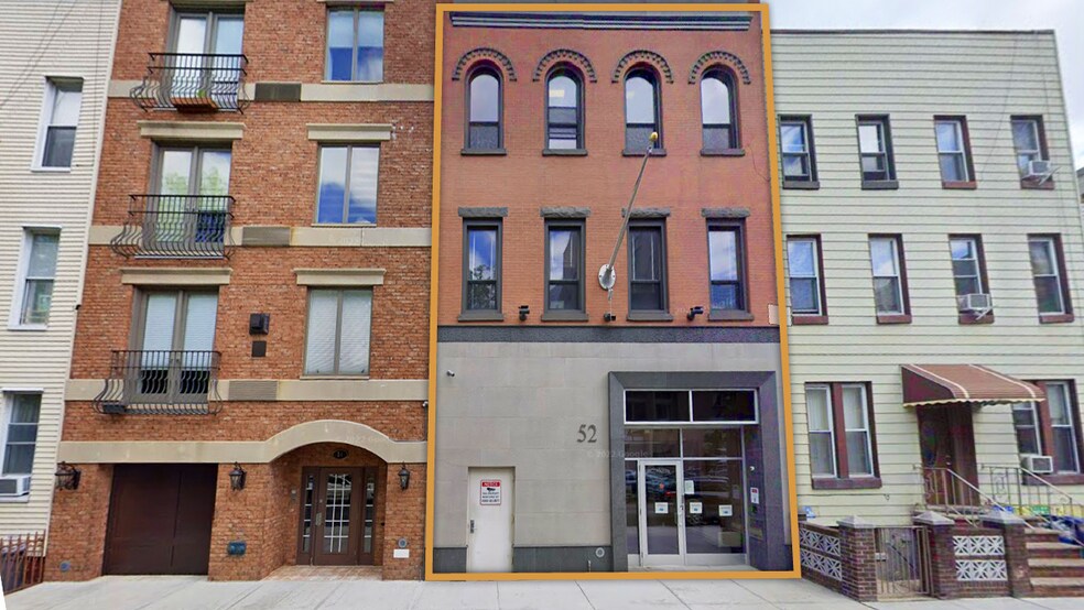 Primary Photo Of 52 Diamond St, Brooklyn Warehouse For Lease