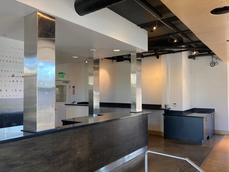 More Photos Of 555 19th St, Oakland Apartments For Lease