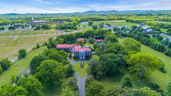 More Photos Of 1112 Franklin Rd, Brentwood Specialty For Sale