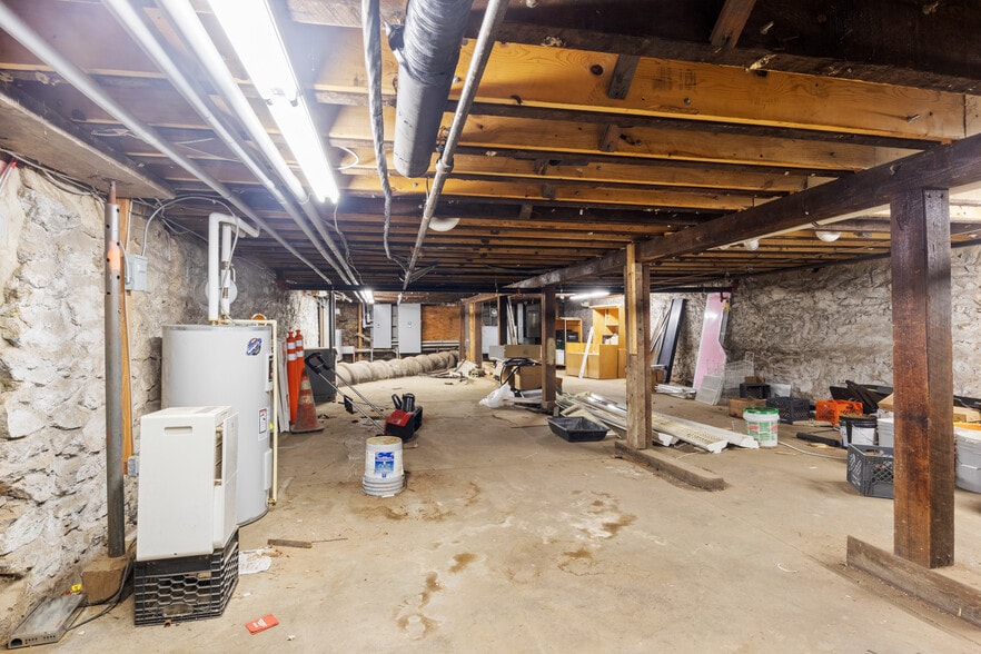 More Photos Of 7909 High School Rd, Elkins Park Restaurant For Sale