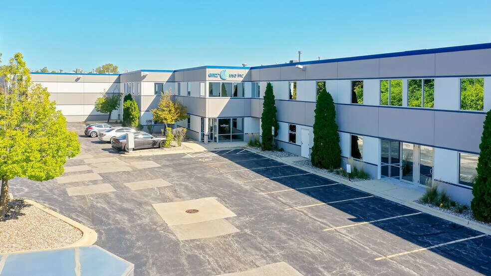 More Photos Of 1585 Beverly Ct, Aurora Warehouse For Lease