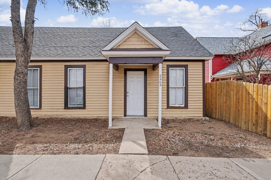 More Photos Of 2201 W Pikes Peak Ave, Colorado Springs Multifamily For Sale