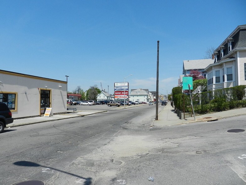 More Photos Of 835 N Main St, Fall River General Retail For Sale