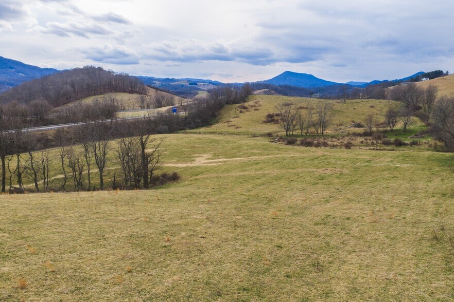 More Photos Of 230 Barn Ave, North Tazewell Land For Sale