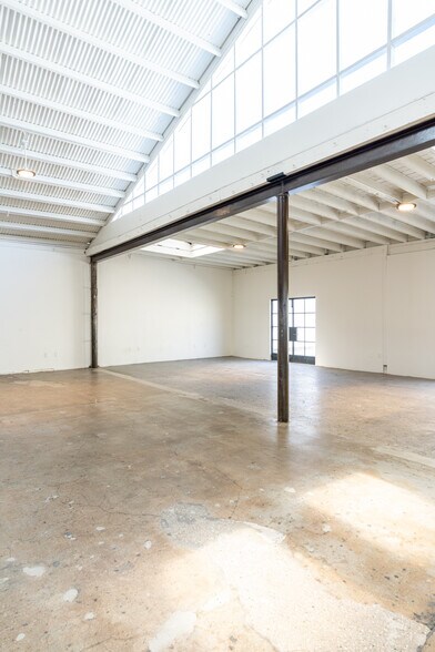 More Photos Of 4227 Whiteside St, Los Angeles Warehouse For Lease