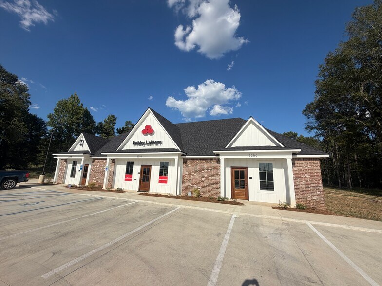 Primary Photo Of 225 Breck Dr, Stonewall Office For Lease