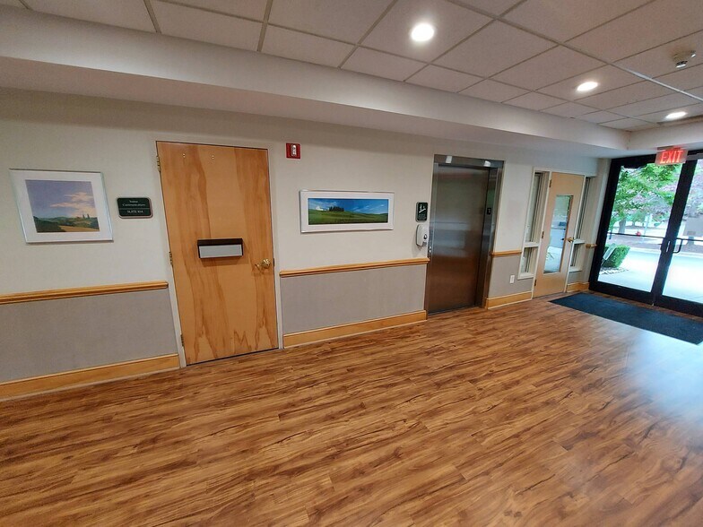 More Photos Of 610 Jones Ferry Rd, Carrboro Medical For Sale