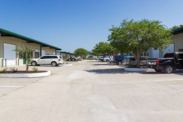 More Photos Of 8802 Corporate Square Ct, Jacksonville Unknown For Lease