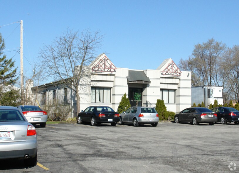 Primary Photo Of 2314 N River Rd, River Grove Warehouse For Sale