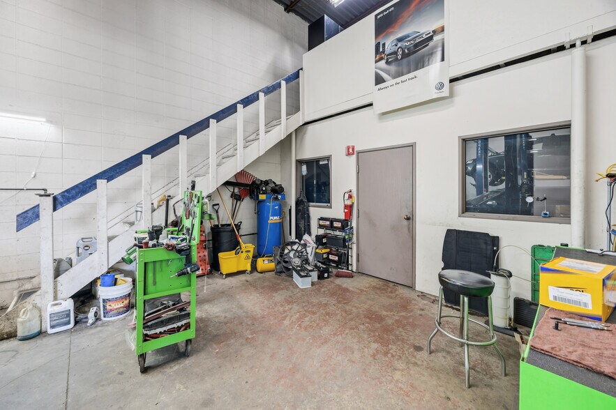 More Photos Of 10855 Irma Dr, Northglenn Warehouse For Sale