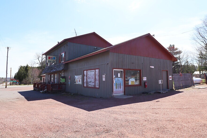 More Photos Of 22195 Highway 63, Grand View Storefront Retail Residential For Sale