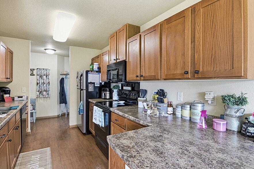 More Photos Of 725 Roberts Rd, Sartell Apartments For Sale