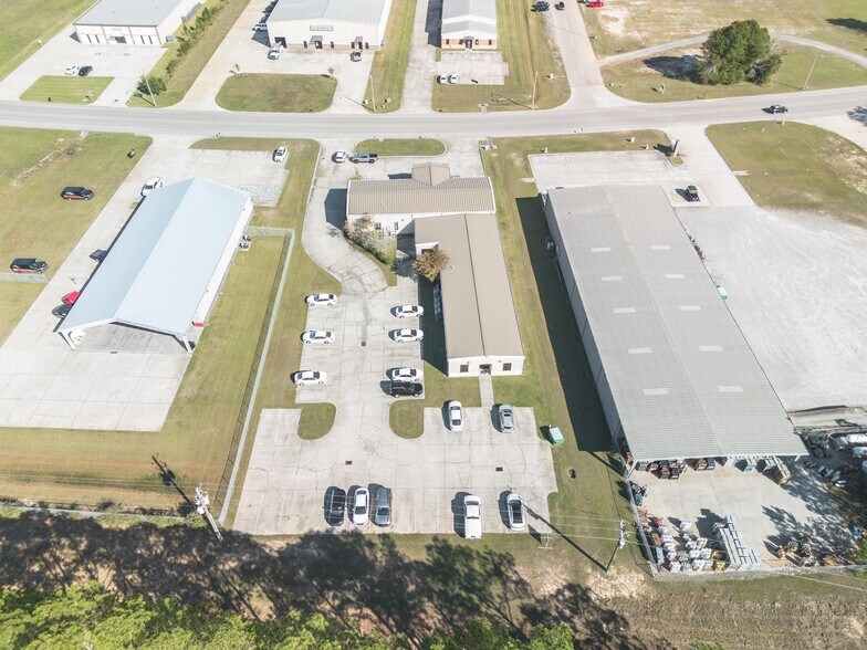 More Photos Of 10281 Corporate Dr, Gulfport Office For Sale