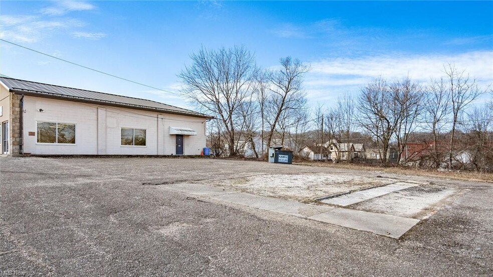 More Photos Of 441 Steubenville Ave, Cambridge Storefront For Sale