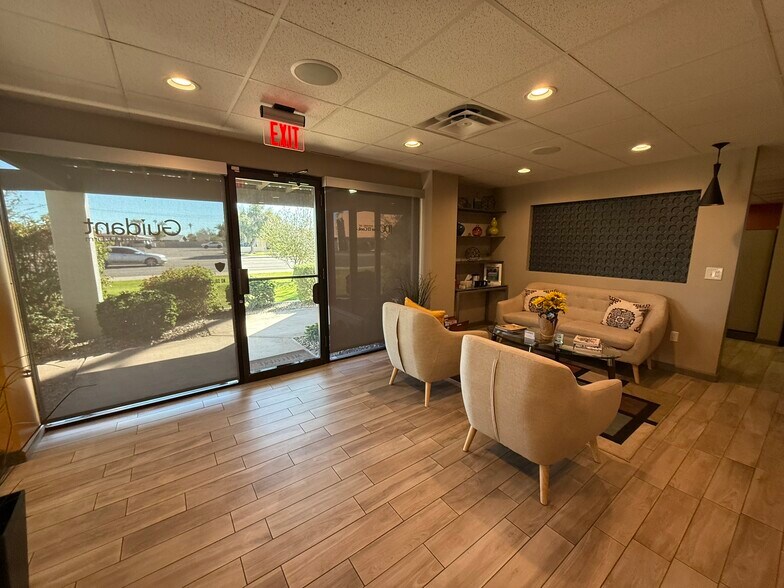 More Photos Of 402 E Southern Ave, Tempe Office For Lease