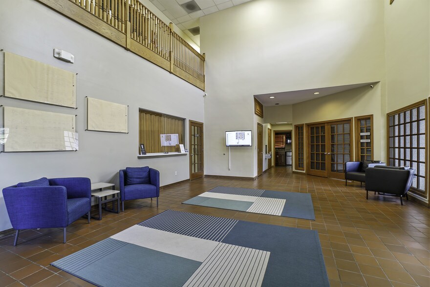 More Photos Of 1734 Kingsley Ave, Orange Park Office For Lease