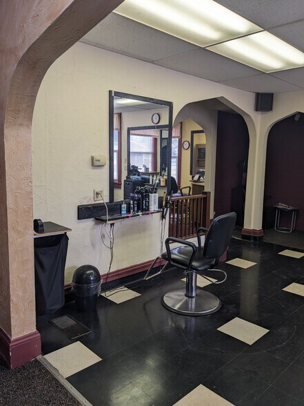 More Photos Of 2992 Wadsworth Rd, Norton Storefront Retail Residential For Sale