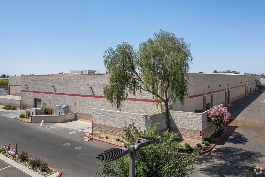 More Photos Of 1703 W Bethany Home Rd, Phoenix Unknown For Lease