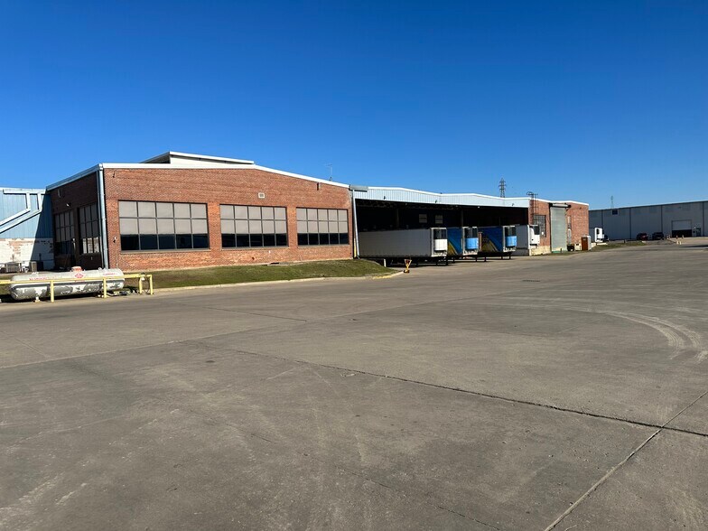 More Photos Of 4601 Newlon Rd, Fort Smith Distribution For Lease