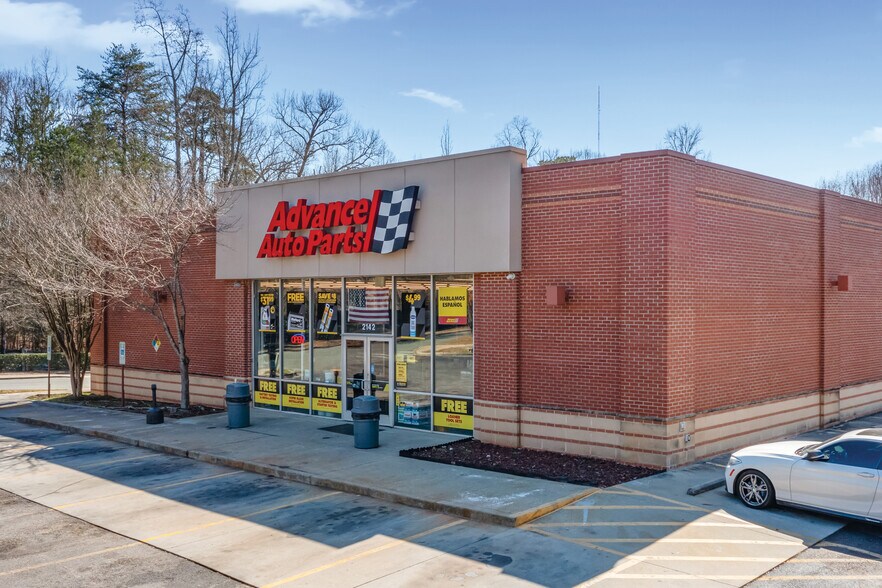 Primary Photo Of 2142 Rocky River Rd, Charlotte Freestanding For Sale