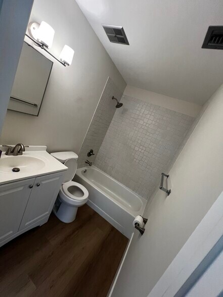 More Photos Of 6175 NW 153rd St, Miami Lakes Medical For Lease