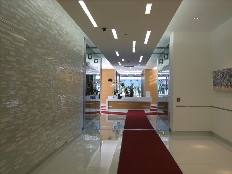 More Photos Of 9220 W Sunset Blvd, West Hollywood Office For Lease