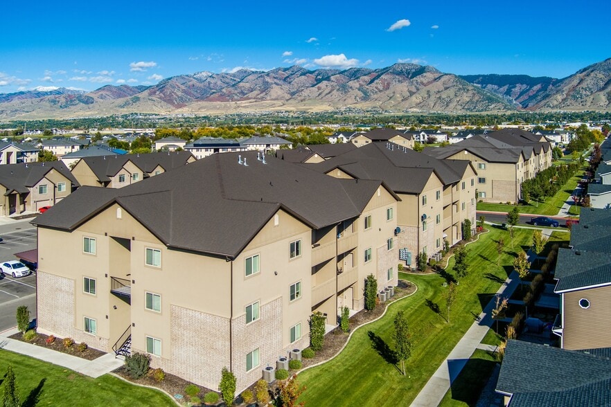 More Photos Of 415 Suncrest Ln, Logan Apartments For Sale