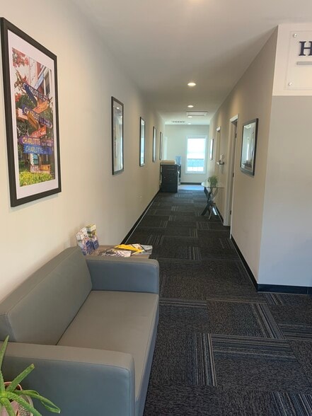 More Photos Of 10917 Black Dog Ln, Charlotte Office For Lease