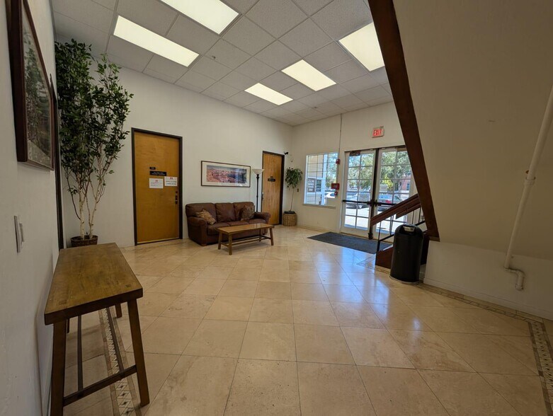 More Photos Of 2236 Mariner Square Dr, Alameda Office Residential For Sale