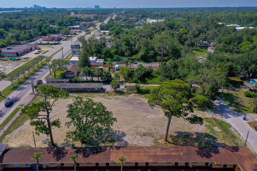 More Photos Of 670 S Yonge St, Ormond Beach Land For Sale