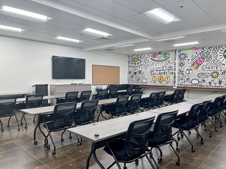 More Photos Of 5955 Edmond St, Las Vegas Office For Lease
