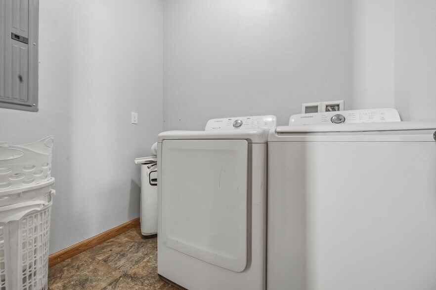 More Photos Of 316-318 Main St, Glenburn Apartments For Sale