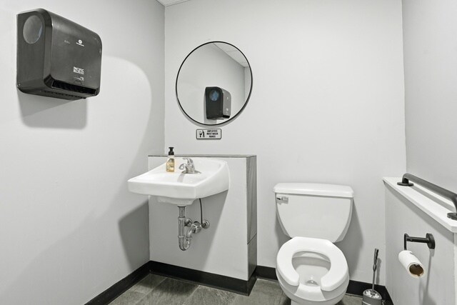 More Photos Of 968-980 Main St, Crete Freestanding For Sale