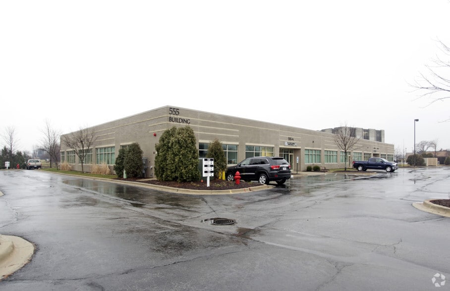 More Photos Of 535-845 Plainfield Rd, Willowbrook Unknown For Lease