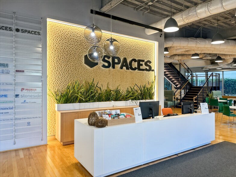 More Photos Of 555 Anton Blvd, Costa Mesa Coworking Space