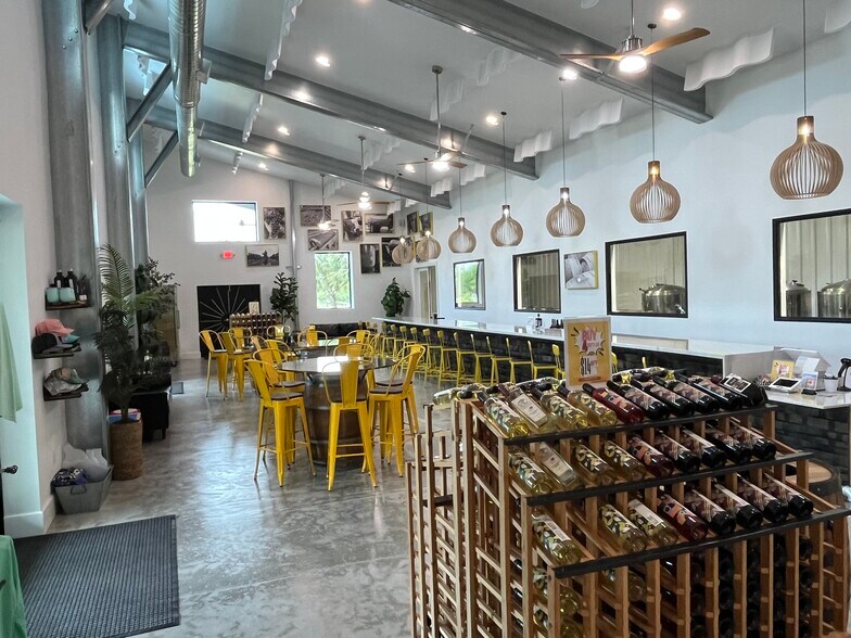 More Photos Of 20948 Corkscrew Rd, Estero Winery Vineyard For Sale