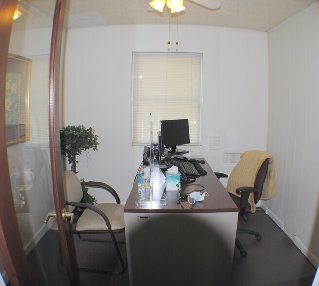 More Photos Of 501 Burton Ave, Youngwood Office For Sale