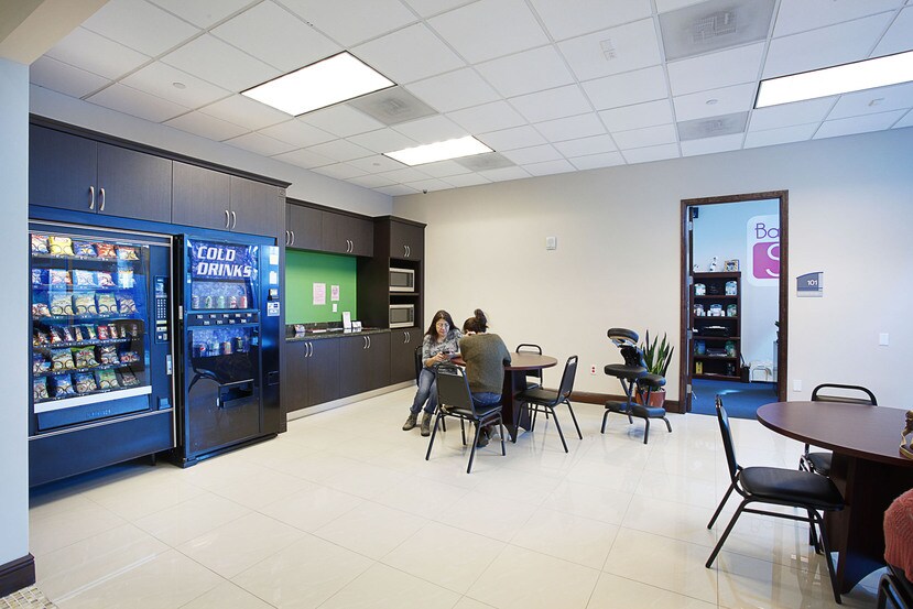 More Photos Of 2300 W 84th St, Hialeah Office For Sale