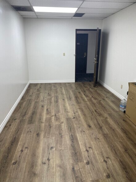 More Photos Of 12140 Artesia Blvd, Artesia Office For Lease