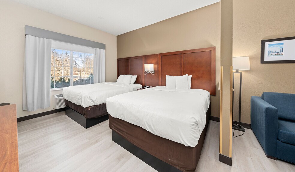 More Photos Of 1775 E Belvidere Rd, Grayslake Hotel For Sale