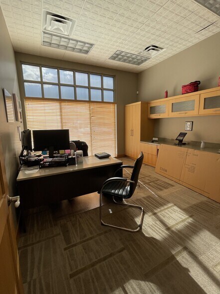 More Photos Of 1215 N 500 W, Provo Storefront For Lease