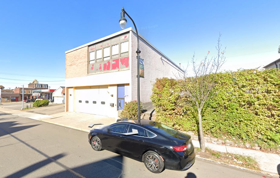 Primary Photo Of 7419 Washington Ave, Pittsburgh Office For Sale
