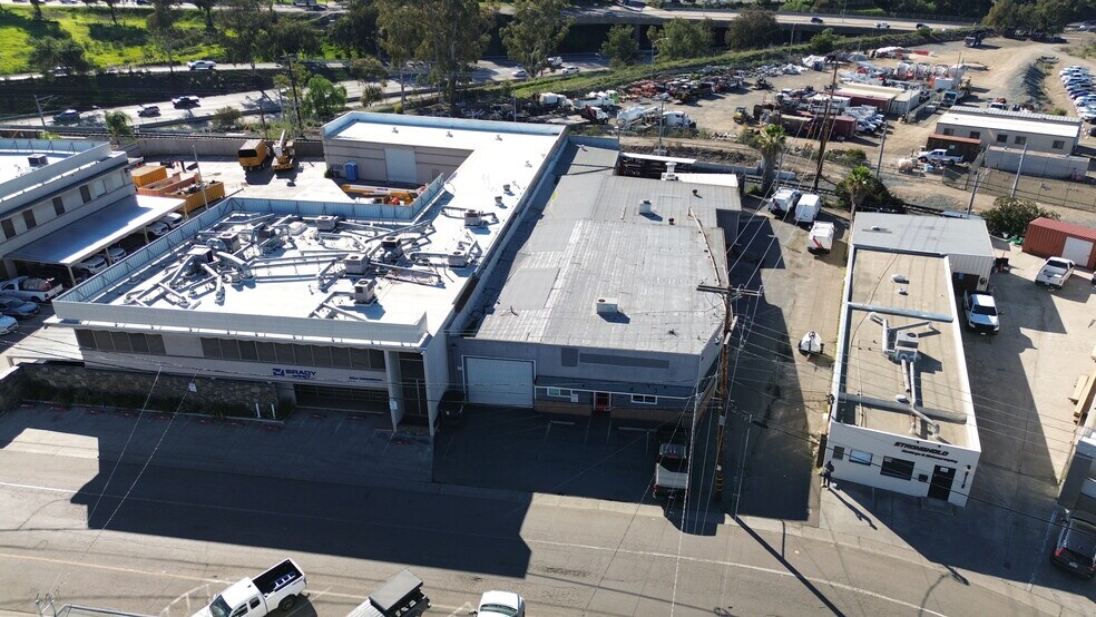 More Photos Of 8108 Commercial St, La Mesa Manufacturing For Lease