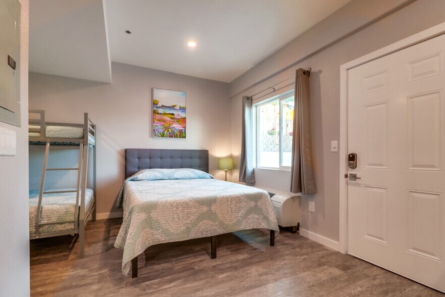 More Photos Of 1315 Morena Blvd, San Diego Apartments For Sale