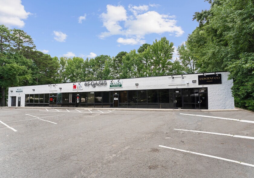 More Photos Of 5105 Reagan Dr, Charlotte Storefront Retail Office For Sale