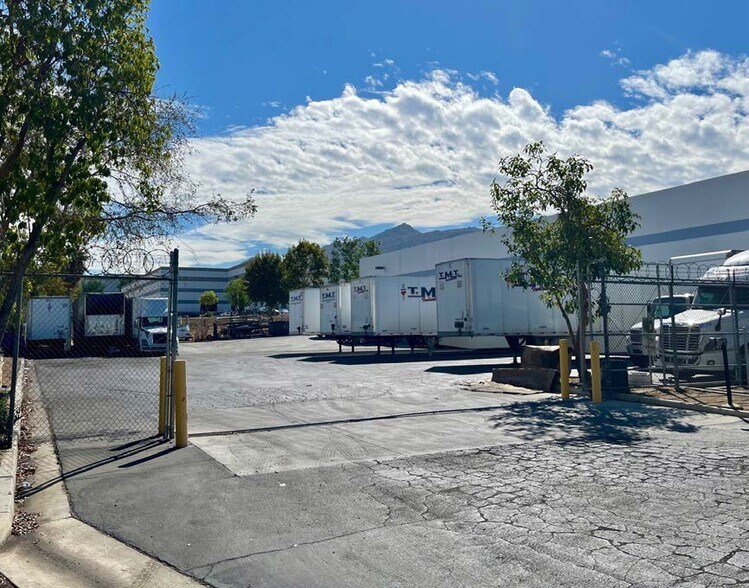 More Photos Of 779 Palmyrita Ave, Riverside Warehouse For Lease